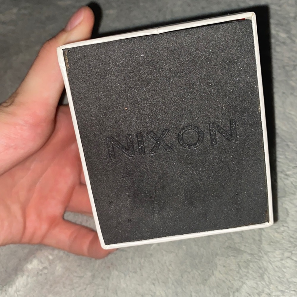 Nixon White and gold 51-30